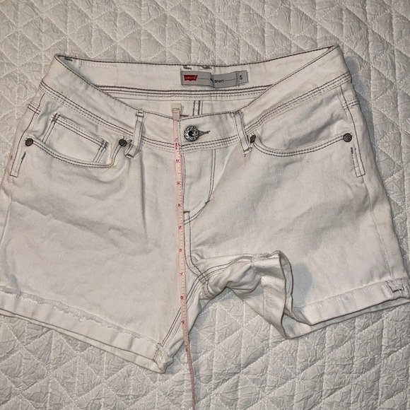Levi's midi shorts. White wash - Picture 2 of 4